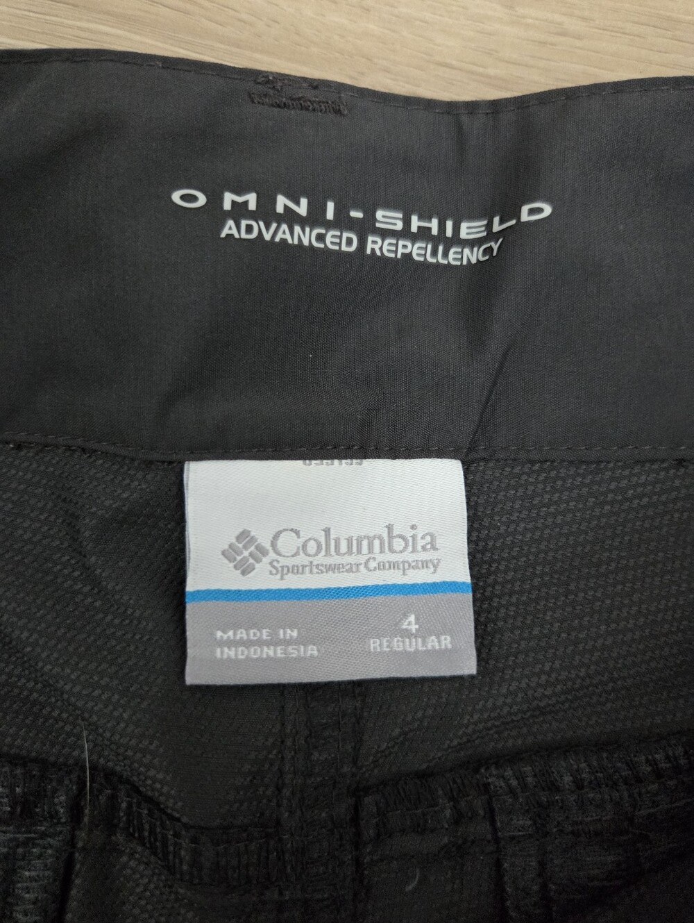 Columbia Hiking Pants - Picture 4 of 6